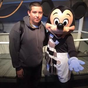 Meet your Posher, Robert